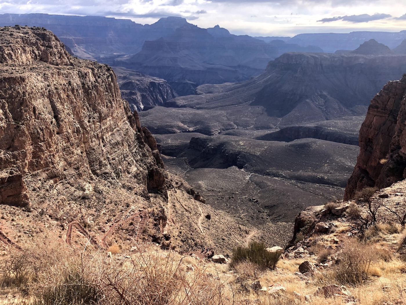 Layered canyon walls along South Kaibab Trail