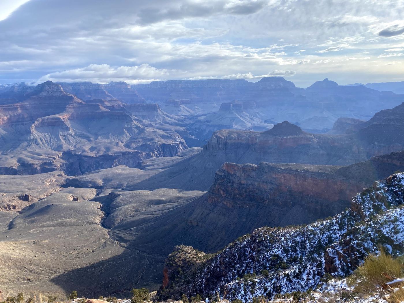 Snow along the Grand Canyon rim in March