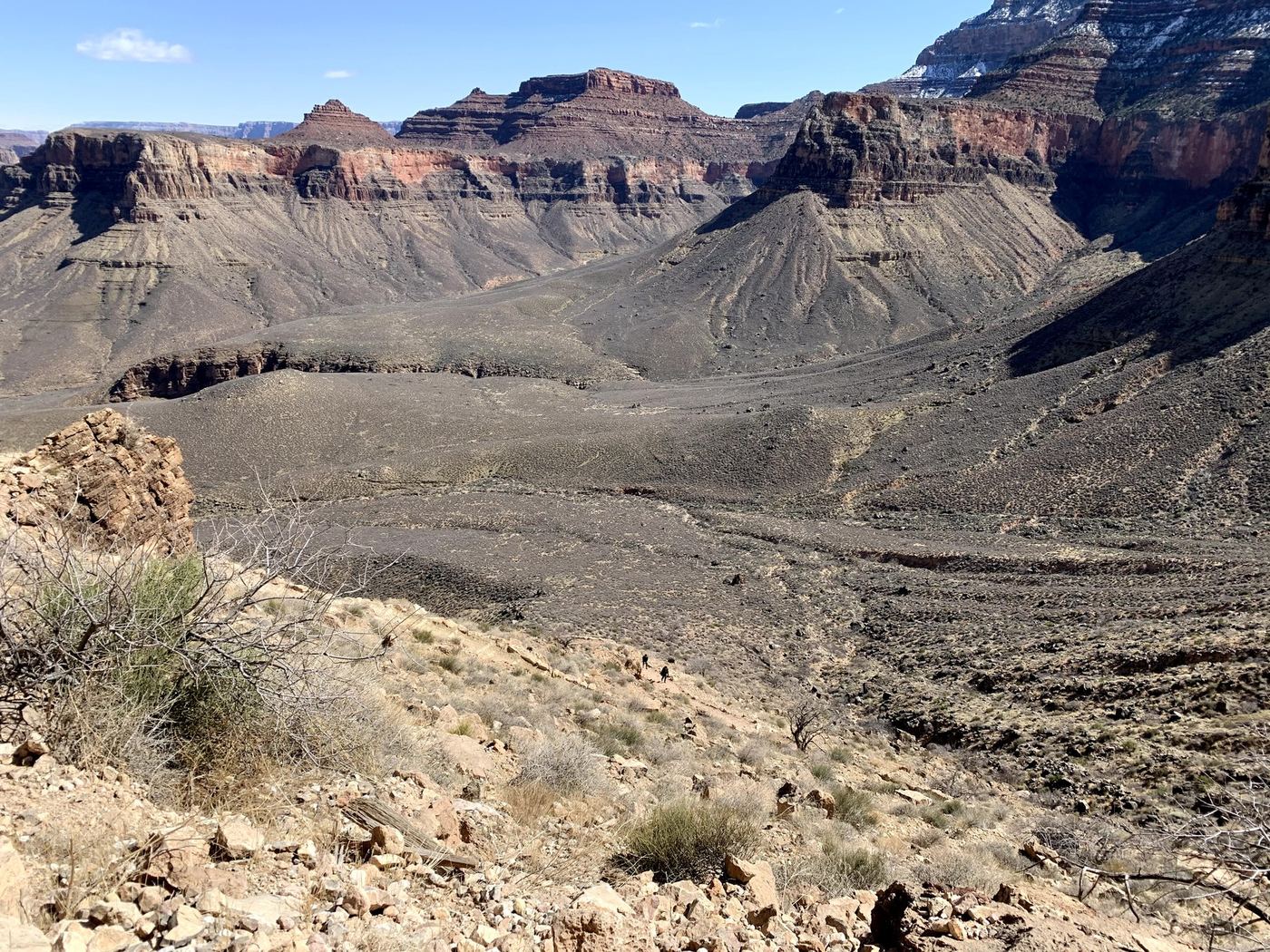 South Kaibab Trail descending into the Grand Canyon