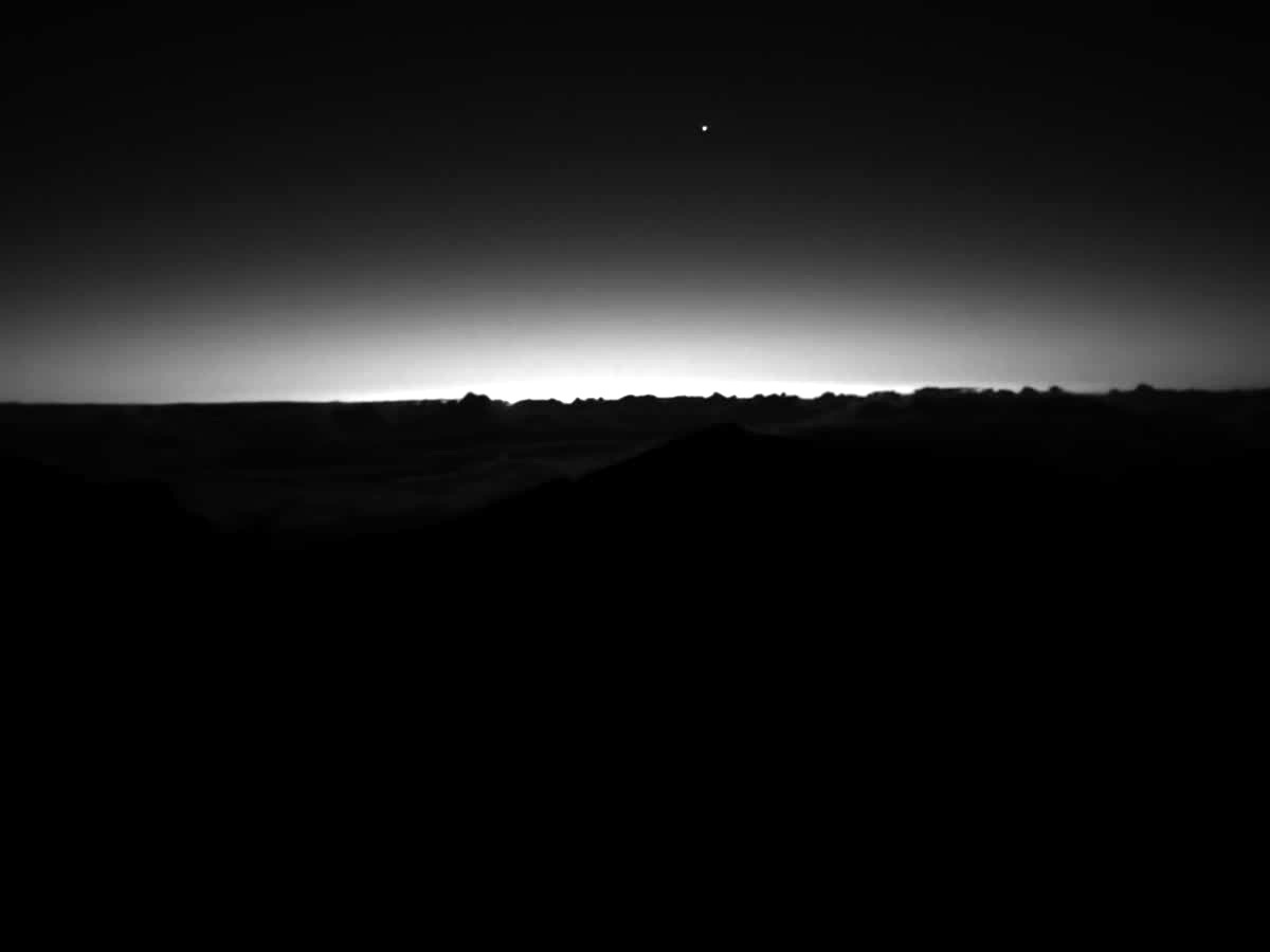 Pre-dawn sky at Haleakalā