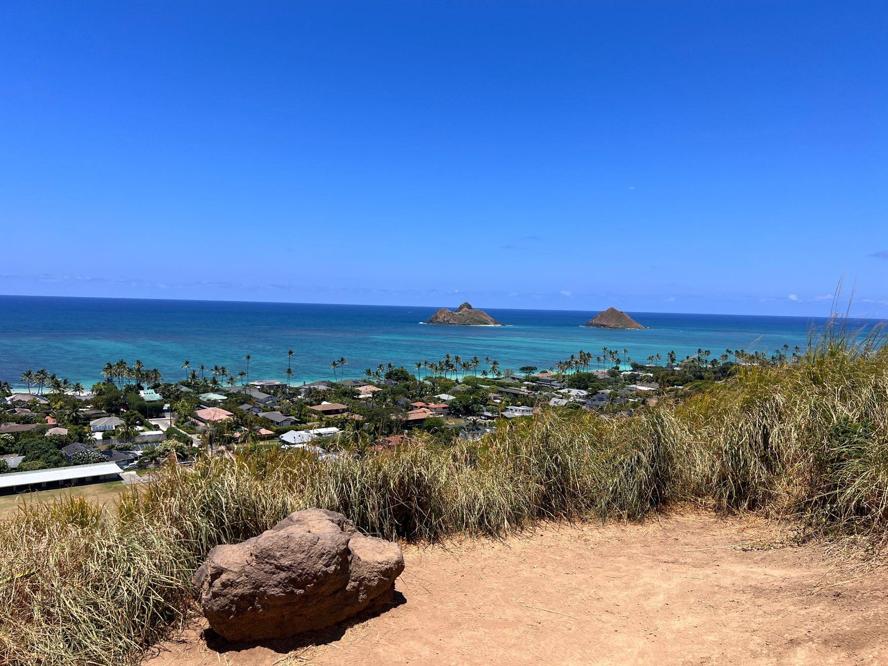 View of Lanikai and the Mokulua Islands from the Lanikai Pillbox Trail