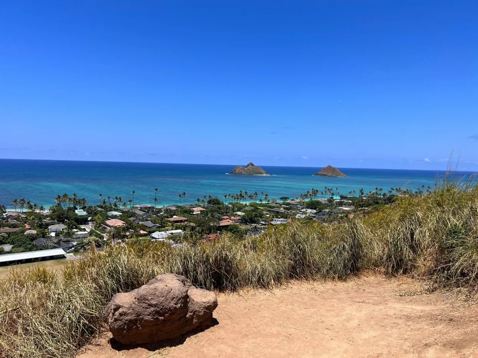 View of Lanikai and the Mokulua Islands from the Lanikai Pillbox Trail
